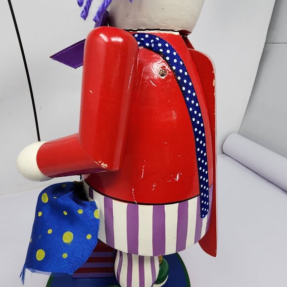 Buster The Clown 1998 15" Nutcracker Figurine With Balloons Vintage As Is - Picture 8 of 14